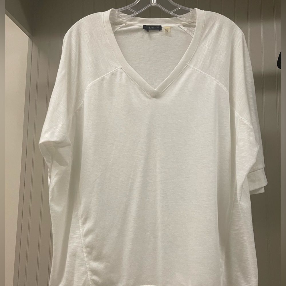 Dex 1963 V-neck White Tee!!